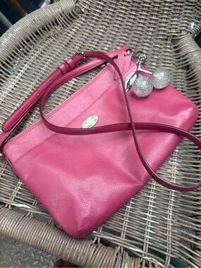 Coach East West Pop Up Pouch Crossbody (Crossgrain Leather pink)